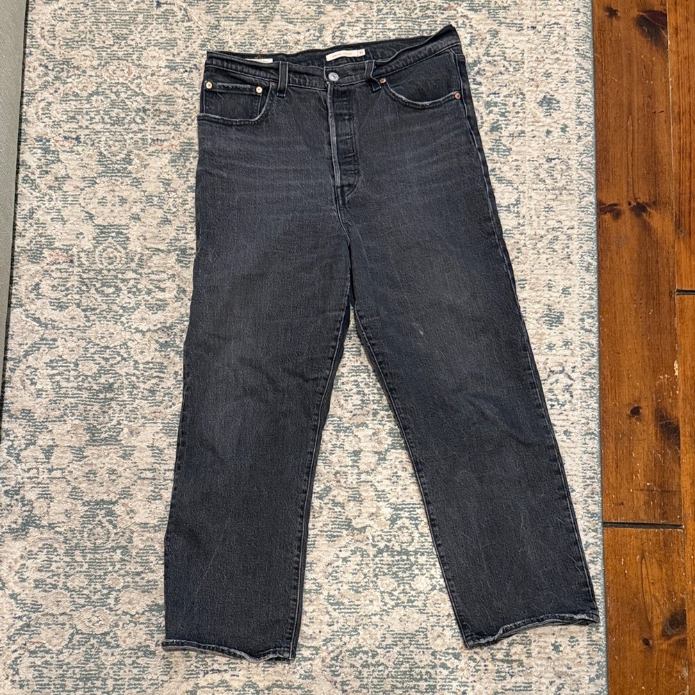 LEVIS PREMIUM RIBCAGE Ankle Classic Black Women's Jeans Sz. 31